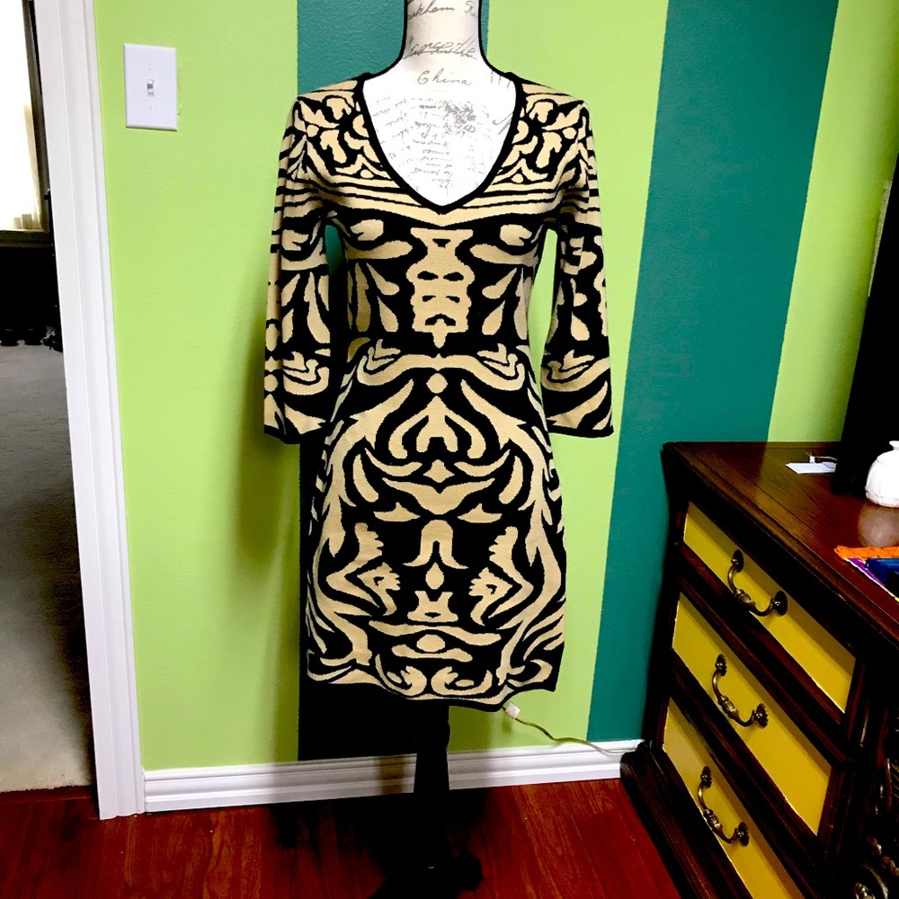Stilletos black & tan long sleeve dress